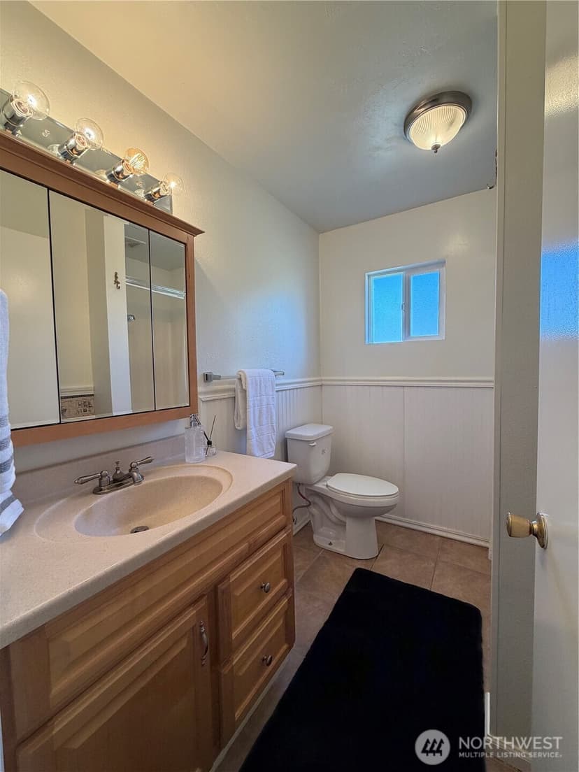 Property photo for 655 Canal Drive NE, Ocean Shores photo 14