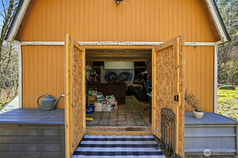 Property photo for 7827 Mero Road, Snohomish photo 14