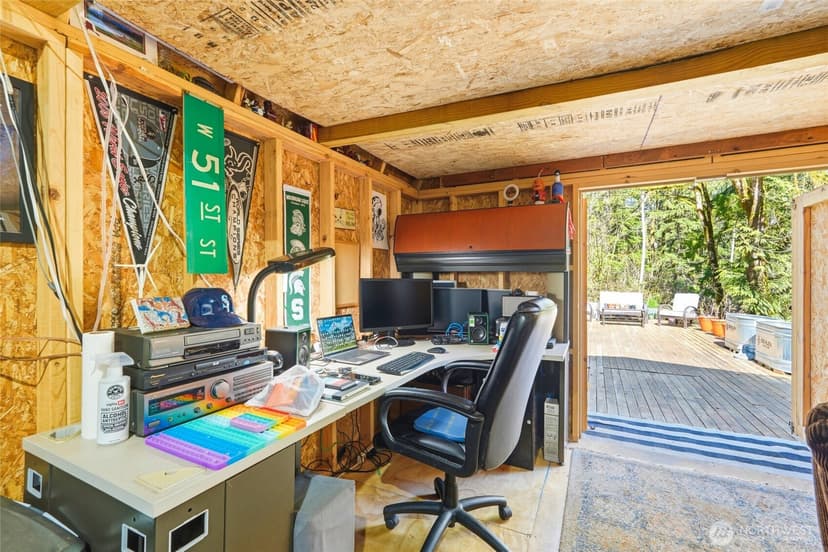 Property photo for 7827 Mero Road, Snohomish photo 17