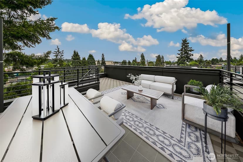 Property photo for 9813 Linden Avenue N, Seattle photo 11