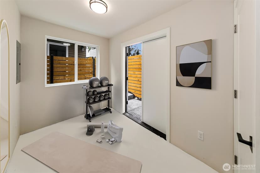 Property photo for 9813 Linden Avenue N, Seattle photo 12