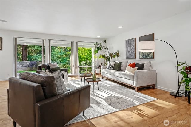 Property photo for 328 NW 175th Street, Shoreline photo 5