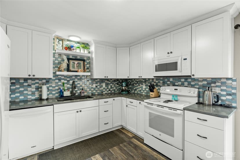 Property photo for 241 S Razor Clam Drive SW, Ocean Shores photo 10