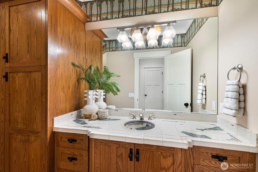Property photo for 4155 212th Way SE, Sammamish photo 13