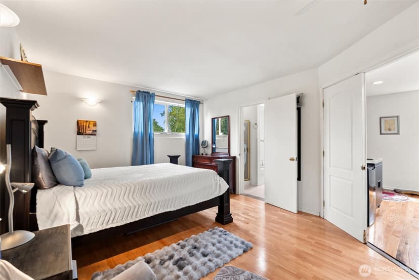 Property photo for 4821 S Brandon Street, Seattle photo 15
