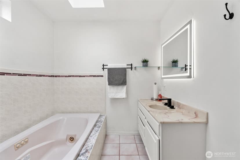 Property photo for 4821 S Brandon Street, Seattle photo 34