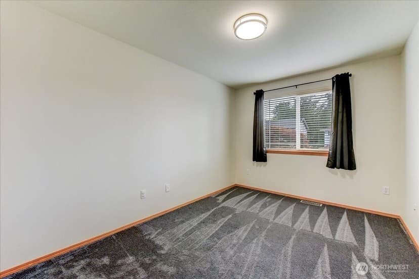 Property photo for 1523 151st Street SW, Lynnwood photo 20