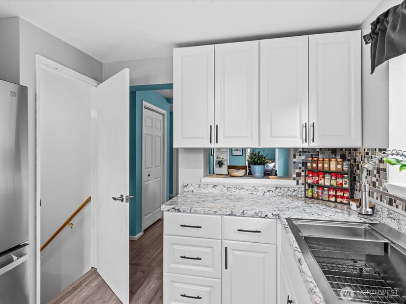 Property photo for 1715 26th Avenue S, Seattle photo 26