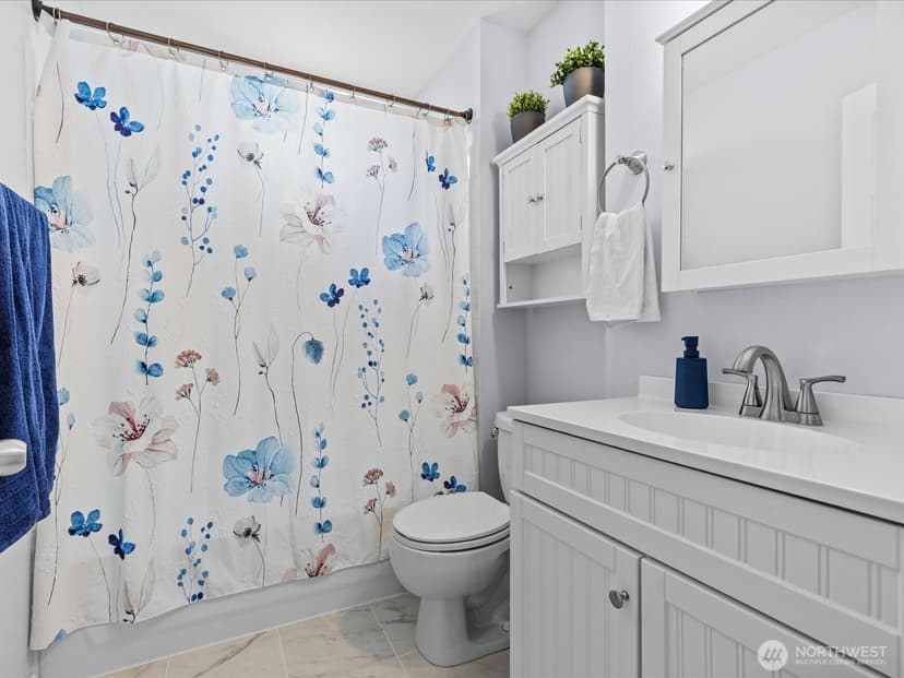 Property photo for 1715 26th Avenue S, Seattle photo 19