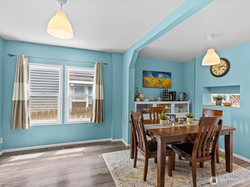 Property photo for 1715 26th Avenue S, Seattle photo 15