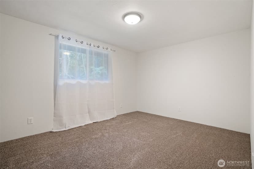 Property photo for 9125 Central Valley Road NE, Bremerton photo 18