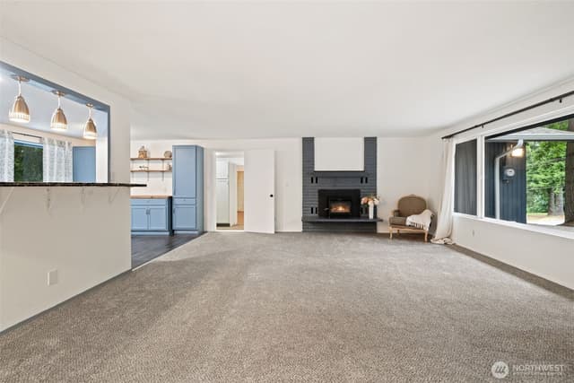Property photo for 9125 Central Valley Road NE, Bremerton photo 4