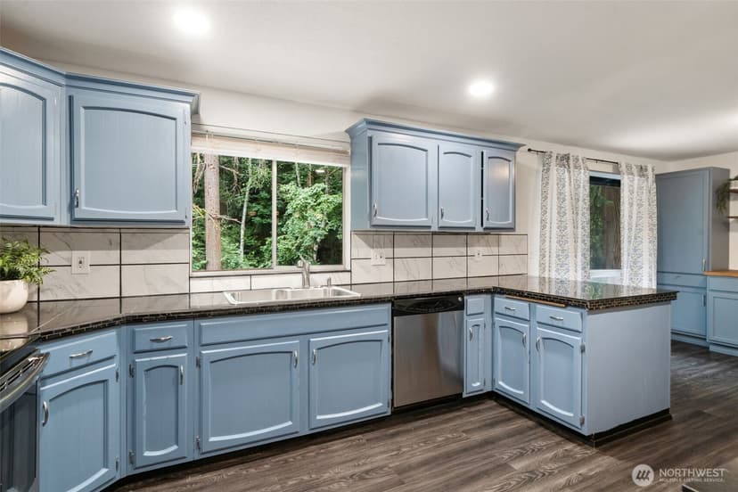 Property photo for 9125 Central Valley Road NE, Bremerton photo 14