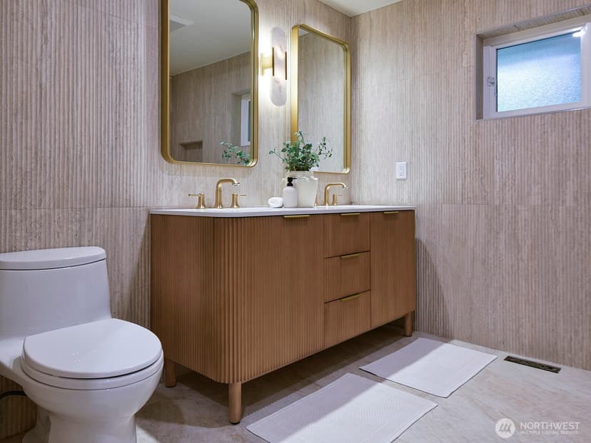 Property photo for 8529 29th Avenue NW, Seattle photo 17