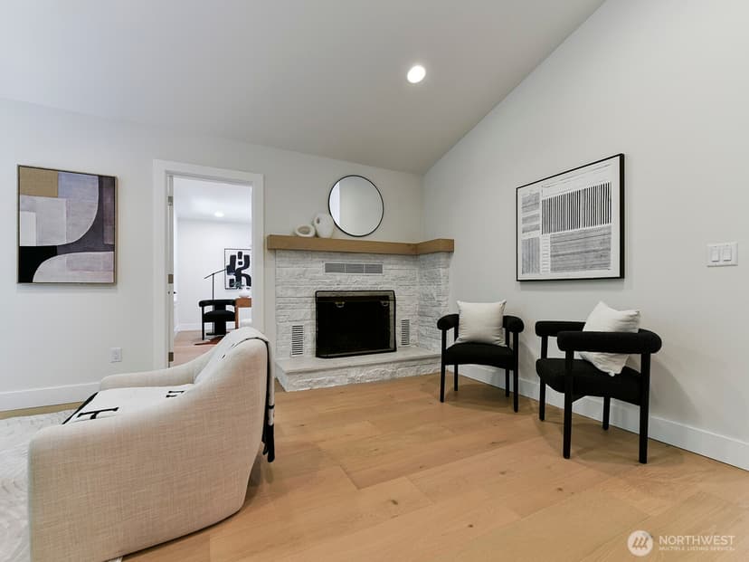 Property photo for 8529 29th Avenue NW, Seattle photo 9