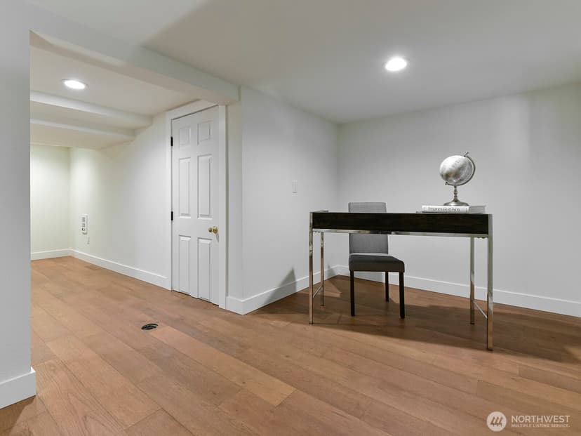 Property photo for 8529 29th Avenue NW, Seattle photo 24