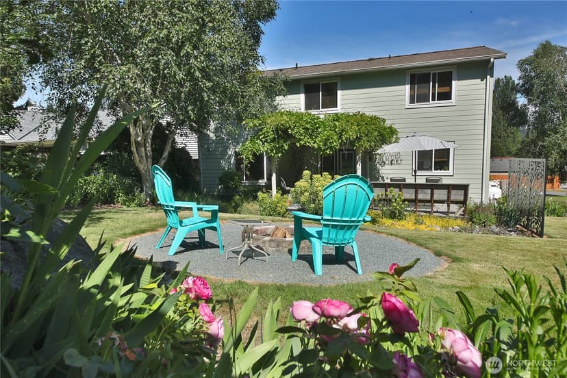 Property photo for 2591 Hillis Drive, Langley photo 2