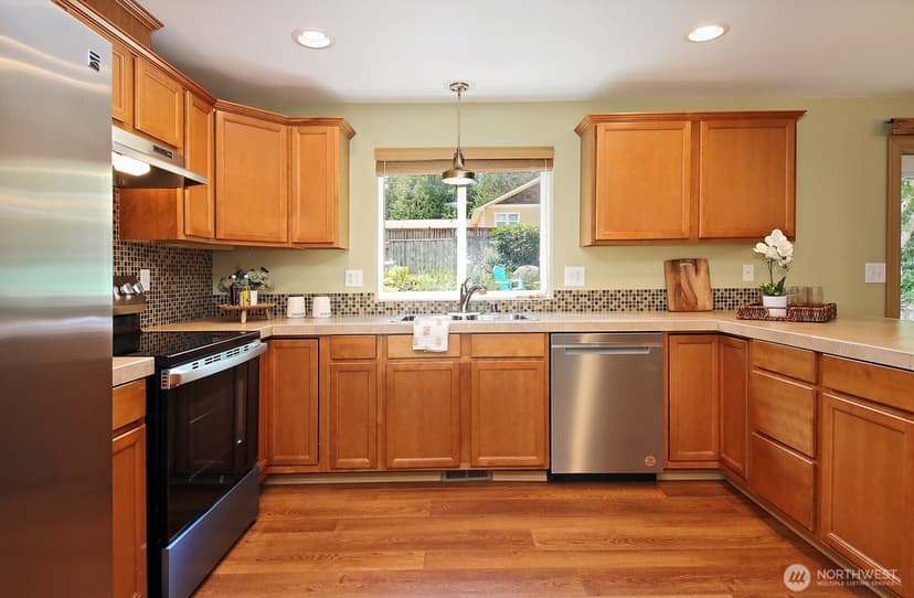 Property photo for 2591 Hillis Drive, Langley photo 7