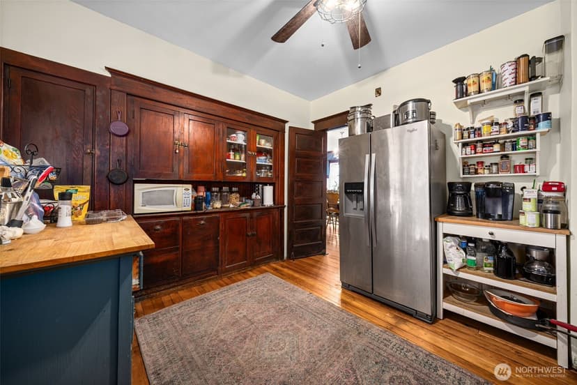 Property photo for 4049 S 128th Street, Tukwila photo 8