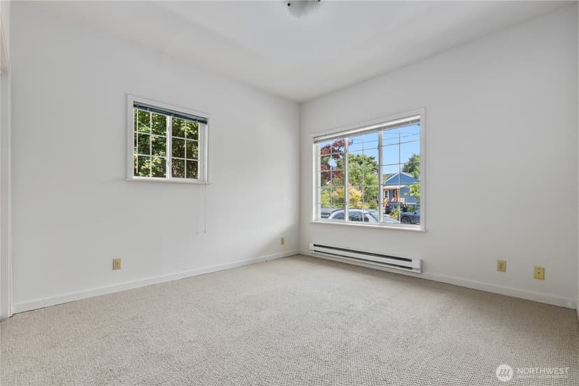 Property photo for 4017 Corliss Avenue N, Seattle photo 24