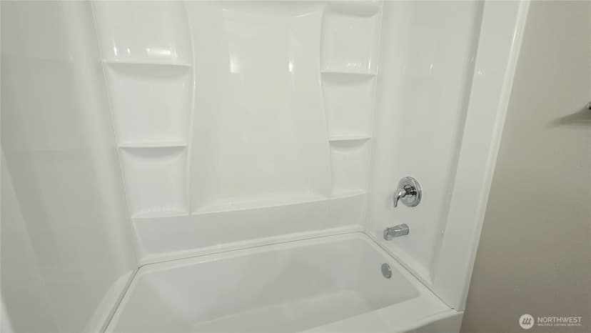 Property photo for 903 31st Street NE, Auburn photo 8