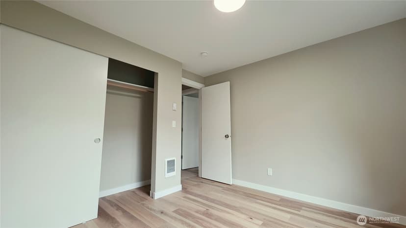 Property photo for 903 31st Street NE, Auburn photo 13