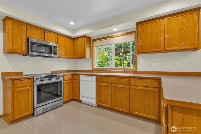 Property photo for 3124 201st Street SE, Bothell photo 10