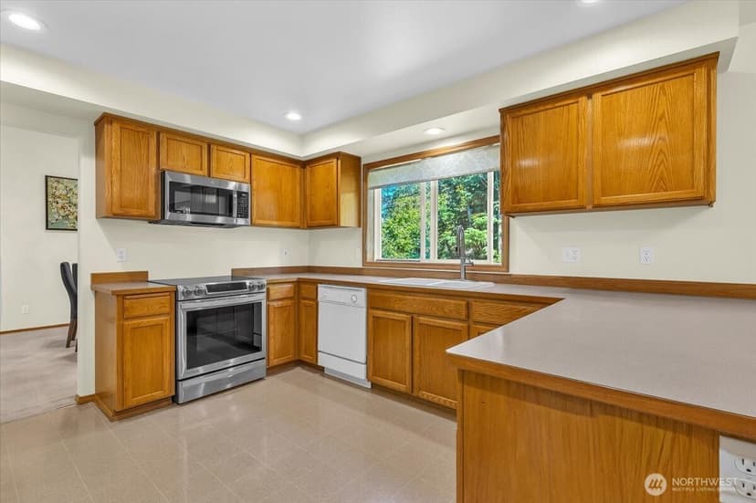Property photo for 3124 201st Street SE, Bothell photo 6