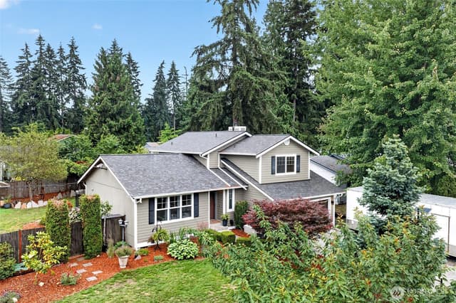 Property photo for 20610 116th Street Ct E, Bonney Lake photo 2