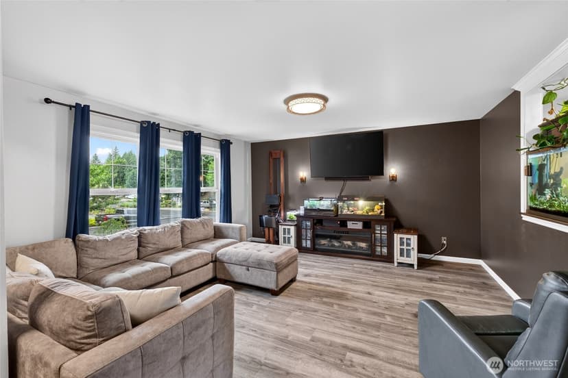 Property photo for 20610 116th Street Ct E, Bonney Lake photo 11