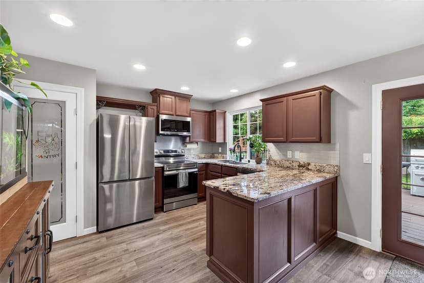 Property photo for 20610 116th Street Ct E, Bonney Lake photo 14