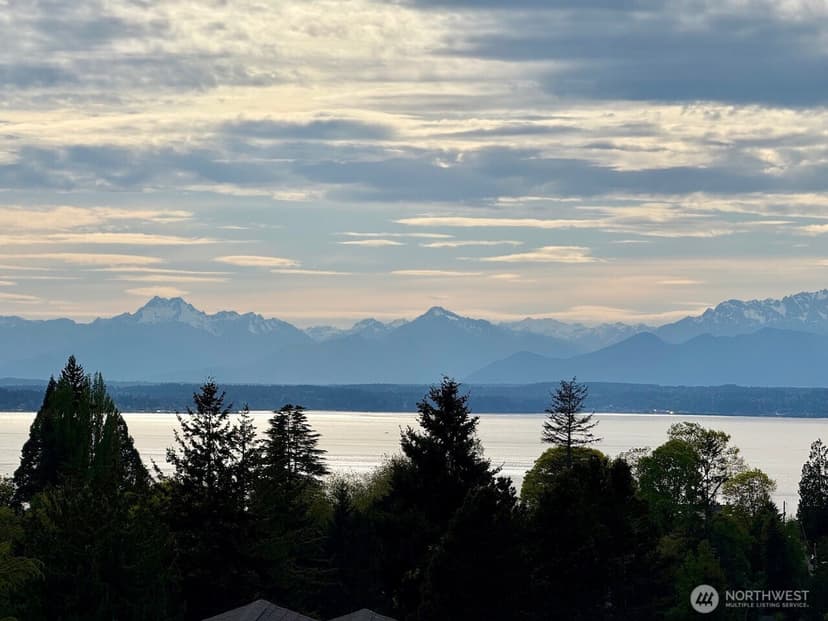 Property photo for 12060 8th Avenue NW #B, Seattle photo 26