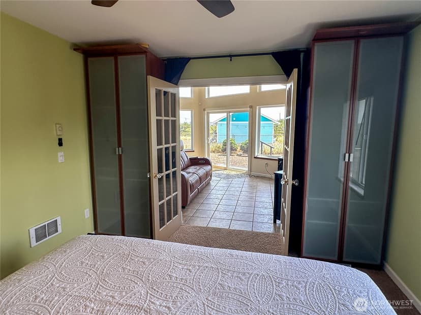 Property photo for 425 N Portal Loop SW, Ocean Shores photo 14