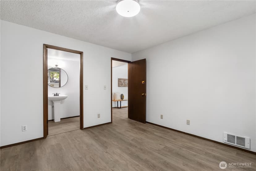 Property photo for 1917 Higgins Road SE, Port Orchard photo 24