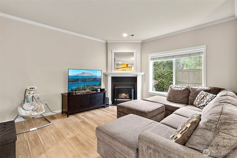 Property photo for 10700 SE 260th Street #M102, Kent photo 16
