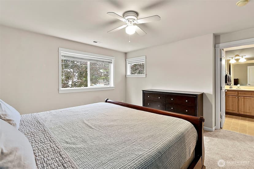 Property photo for 10700 SE 260th Street #M102, Kent photo 24
