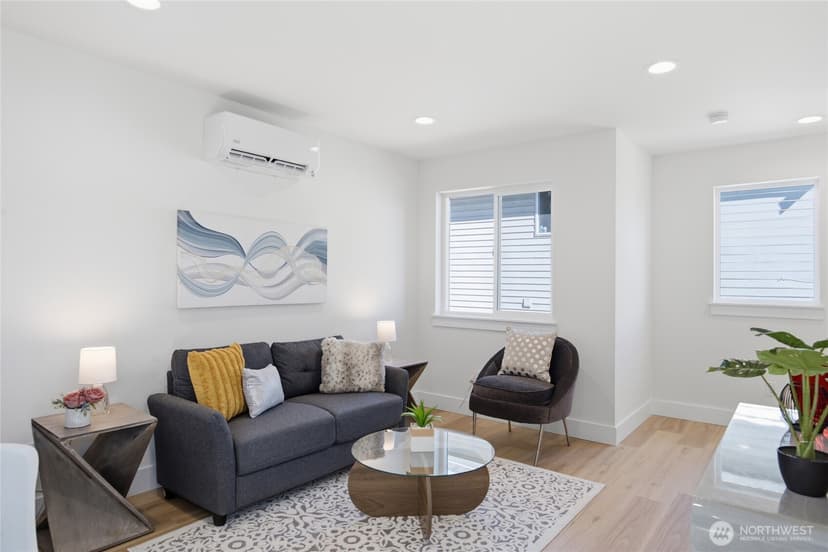 Property photo for 9323 Marcus Avenue S #B, Seattle photo 6