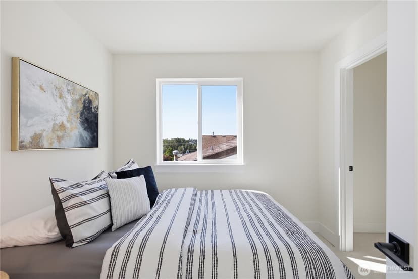 Property photo for 9323 Marcus Avenue S #B, Seattle photo 12