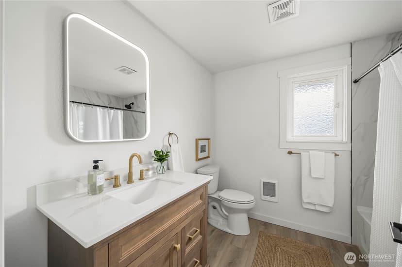 Property photo for 3775 Olympic Boulevard W, University Place photo 20
