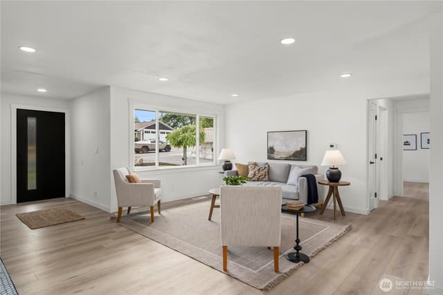 Property photo for 3775 Olympic Boulevard W, University Place photo 5
