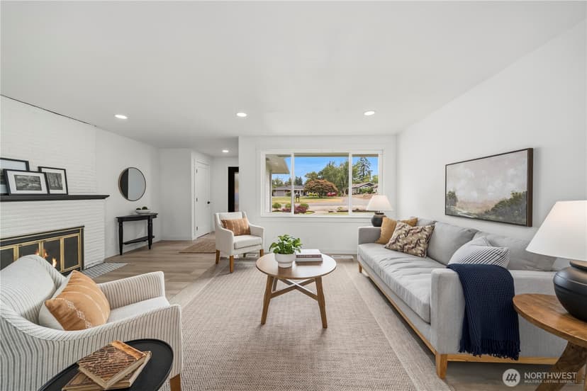 Property photo for 3775 Olympic Boulevard W, University Place photo 4