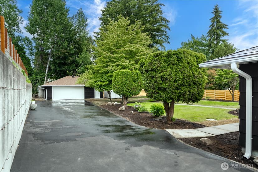 Property photo for 3775 Olympic Boulevard W, University Place photo 28