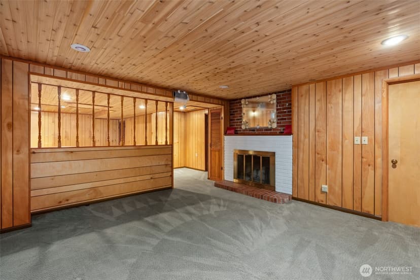 Property photo for 6353 School Street SW, Lakewood photo 24