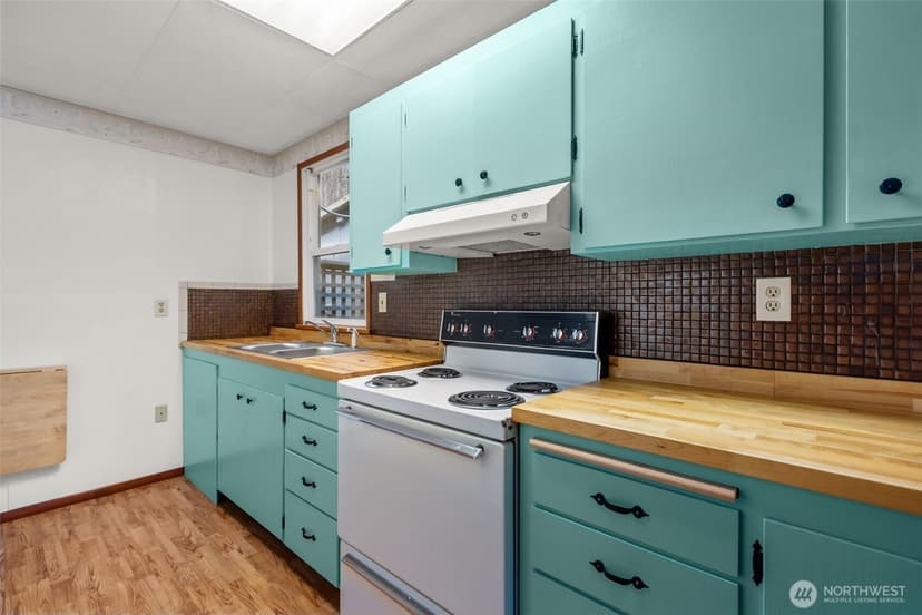 Property photo for 6353 School Street SW, Lakewood photo 31