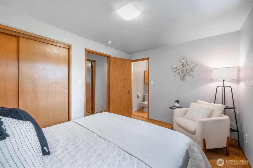 Property photo for 2115 N 178th Street, Shoreline photo 20