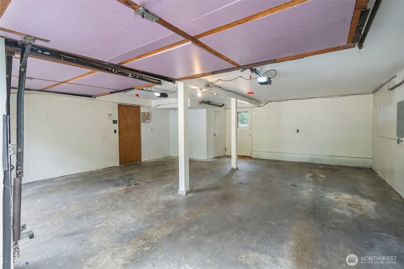 Property photo for 2115 N 178th Street, Shoreline photo 29