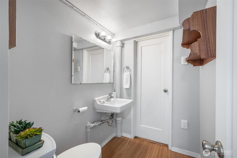 Property photo for 2115 N 178th Street, Shoreline photo 27