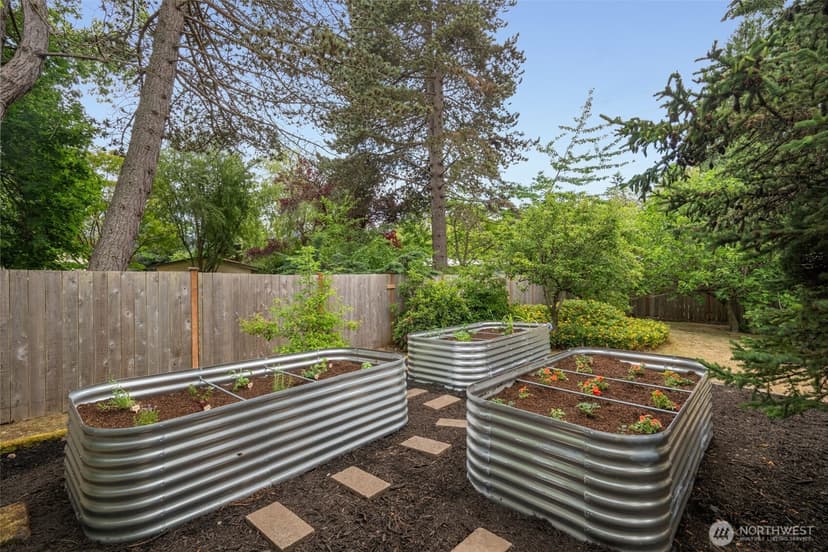 Property photo for 2115 N 178th Street, Shoreline photo 34