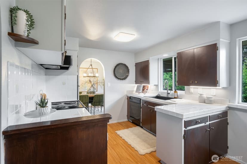 Property photo for 2115 N 178th Street, Shoreline photo 9