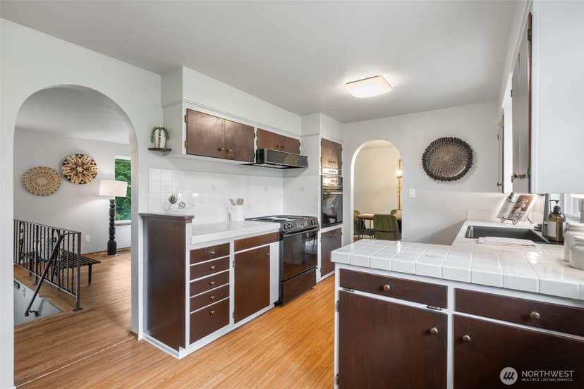 Property photo for 2115 N 178th Street, Shoreline photo 12
